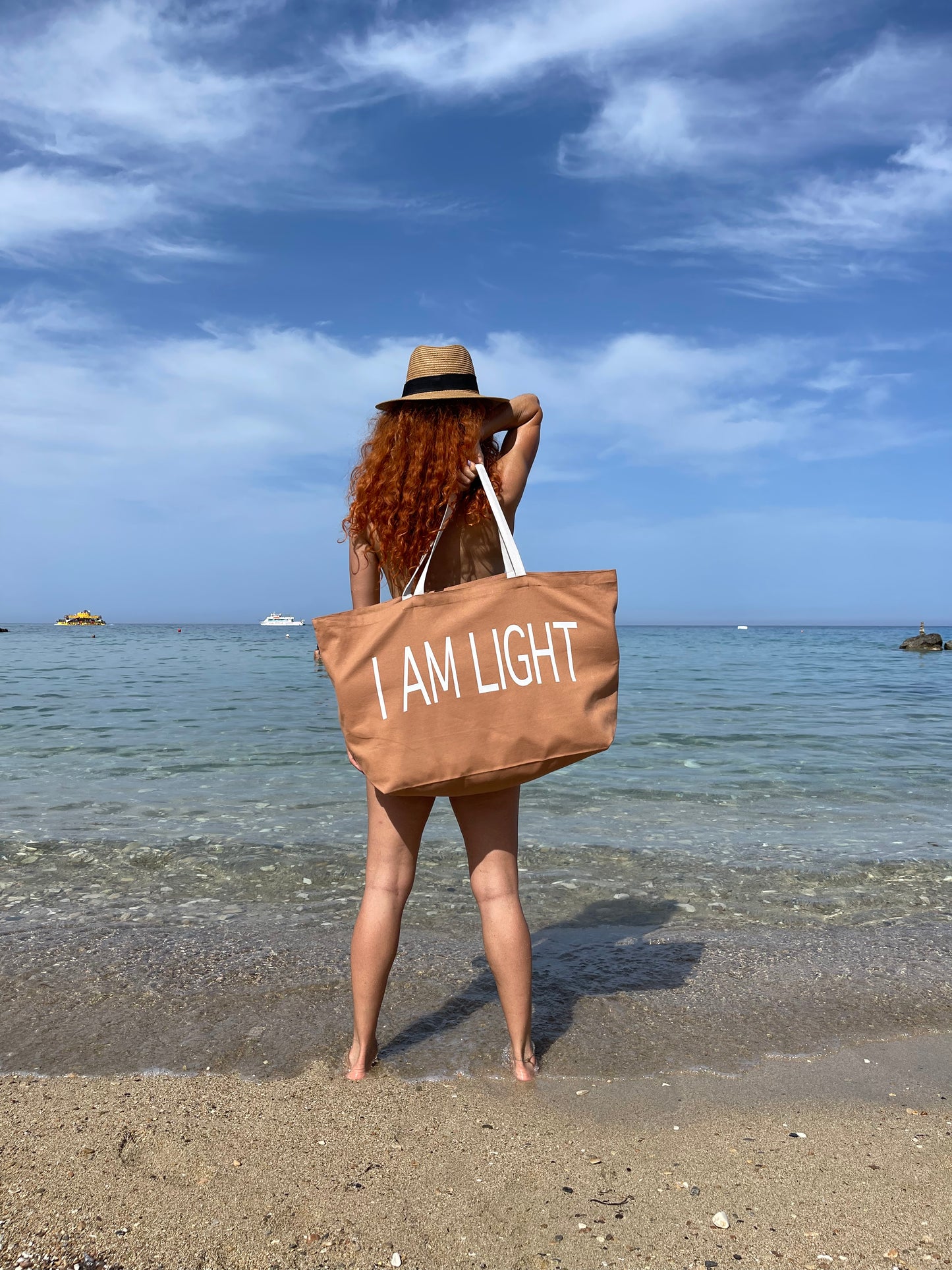 I AM LIGHT
